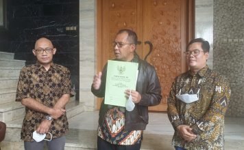 Pemkot Makassar Terima Hibah Tanah