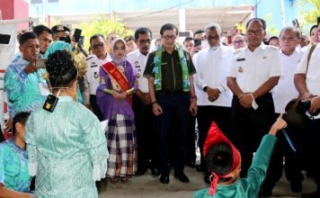 Dampingi Menkumham RI, Danny Pomanto Sapa Siswa Perkenalkan DJKI Mengajar