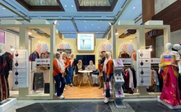 Dispar Makassar Fasilitasi 8 Designer Makassar Hadir di IFW 2024