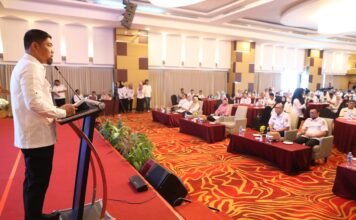 Launching dan Bimtek Aplikasi SRIKANDI, Pjs Wali Kota Makassar Tekankan Optimalisasi Penggunaan TTE