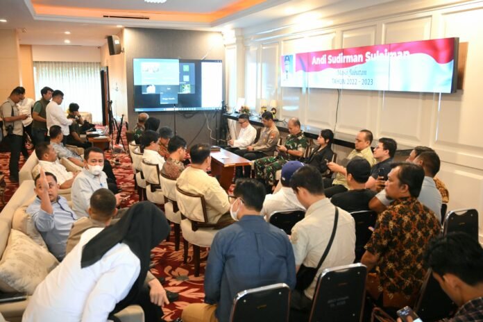 208c1c37-51cb-4546-8aef-f05066fea1b5