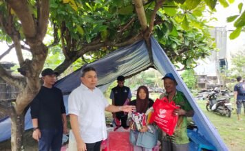 Gerak Cepat, Dinsos Sulsel Berikan Bantuan Dua Titik Bencana