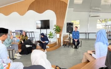 Konjen Australia Kunjungi MCH