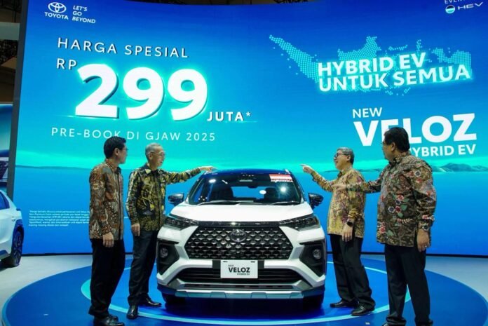 World Premiere New Veloz Hybrid EV, Perkuat Produk Elektrifikasi Dalam Negeri