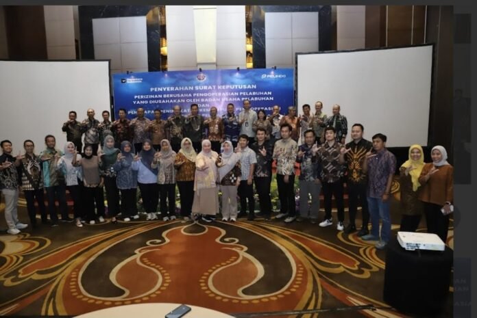 Pelindo Regional 4 Terima Penyerahan Izin Operasi dari Kemenhub