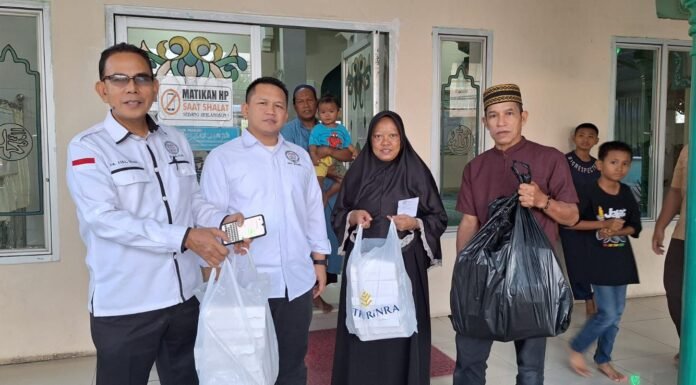 IHGMA Sulsel Salurkan Ratusan Paket Bukber