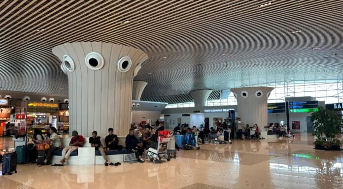 Besok, Puncak Arus Balik, 39.225 Orang Diperkirakan Bakal Padati Bandara Internasional Sultan Hasanuddin