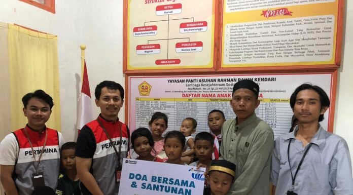 Pertamina Patra Niaga Regional Sulawesi Hadirkan Kebersamaan Lintas Agama Melalui Program Pertamina Berkah di Kendari