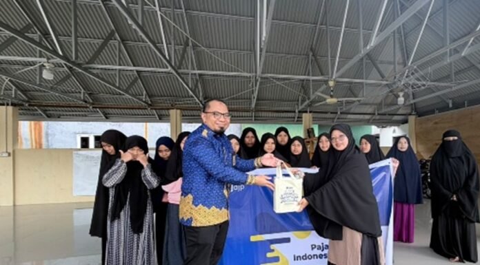 Hari Pajak, KP2KP Masamba Peduli Yatim Dhuafa di Luwu Utara