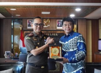 Kanwil DJP Sulselbartra dan Kajati Sulsel Bersinergi Amankan Penerimaan Negara