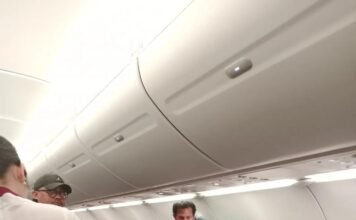 Powerbank Keluarkan Percikan Api di Kabin Pesawat Batik Air Makassar-Jakarta