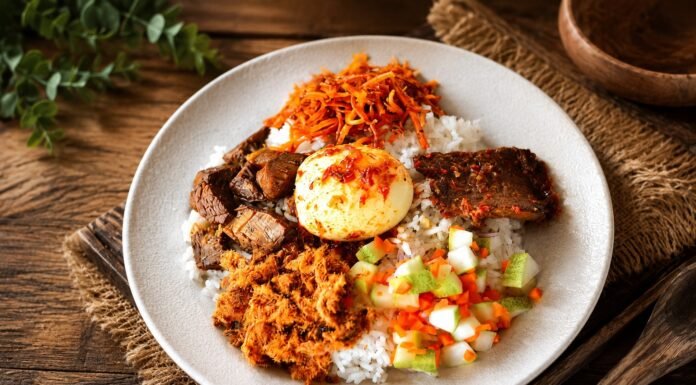Nasi Campur Kini Jadi Kuliner Ikonik Asia Tenggara, Ini Faktanya