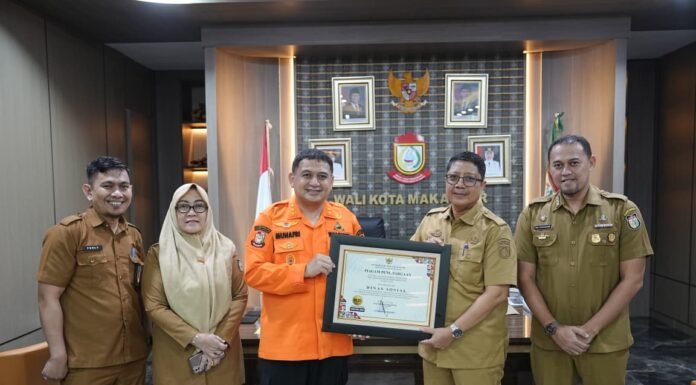 Dinsos dan RSUD Daya Makassar Raih Penghargaan Ombudsman RI