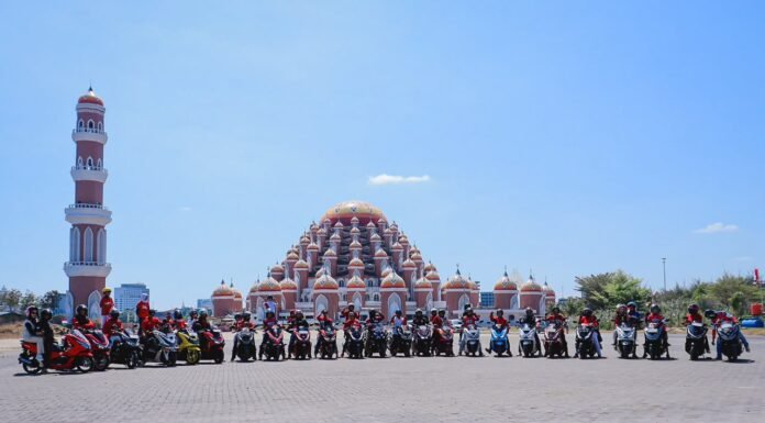 Semarakkan HUT ke-81 RI, Asmo Sulsel Bersama Ratusan Pecinta Honda Gelar Convoy Merdeka