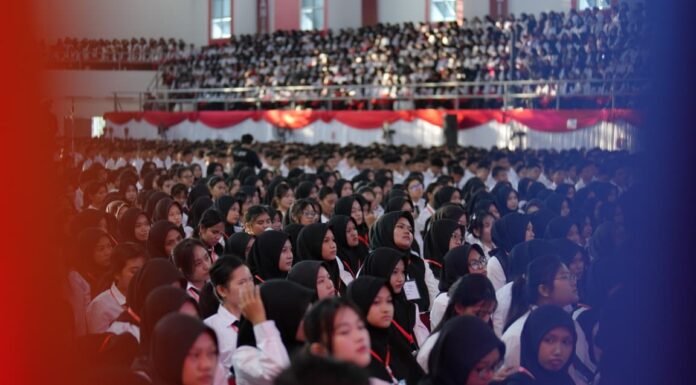 10.401 Maba Unhas Ikuti PKKMB