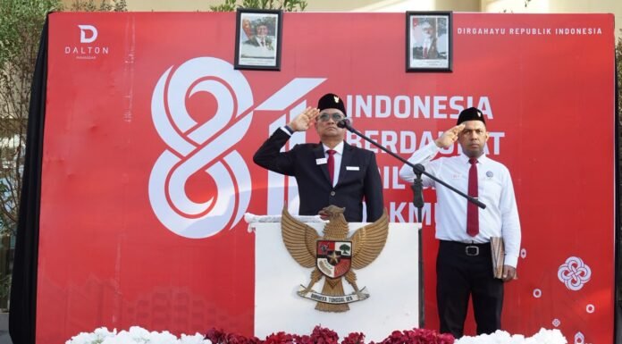 Upacara HUT ke-81 RI di Dalton Hotel Makassar Berlangsung Khidmat