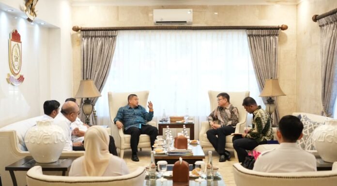 Wali Kota Makassar dan Dubes Singapura Bahas Kerja Sama Penguatan Kapasitas ASN hingga Masyarakat