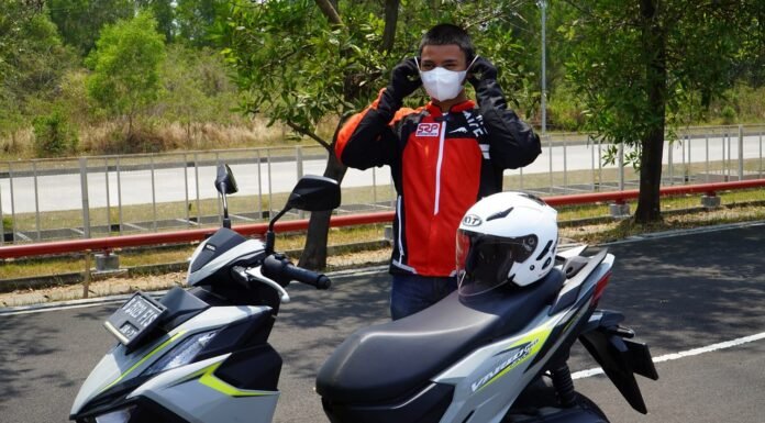Berkendara tetap Nyaman saat Hujan Abu dan Asap, Ini Tipsnya
