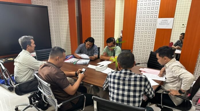 Kemplang Pajak Senilai Rp1,18 Miliar, Kanwil DJP Sulselbartra Serahkan Tersangka ke Kejari Makassar